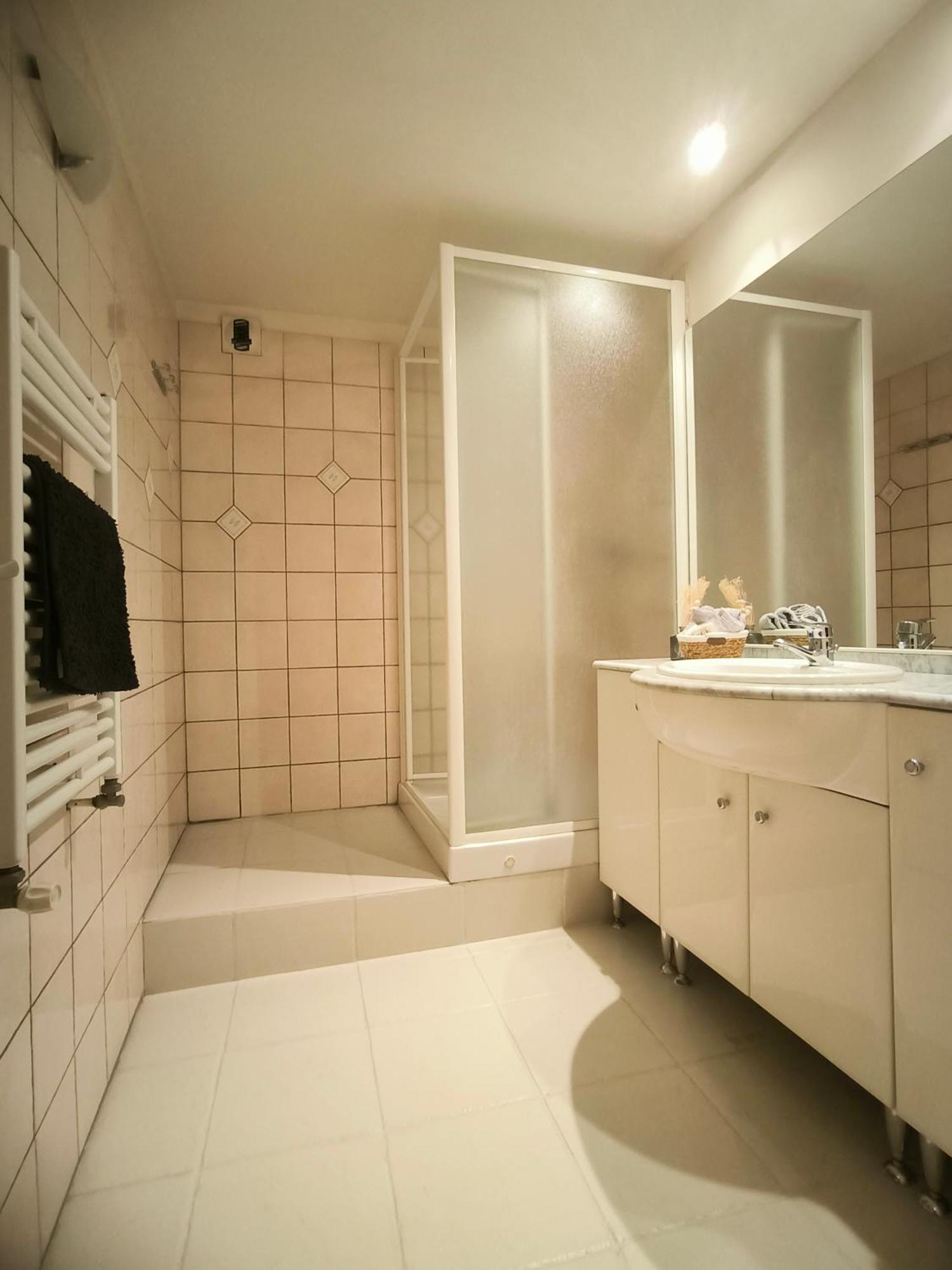 Superbe Appartement Avec Jardin Quart Mazarin Aix-en-Provence Exterior foto